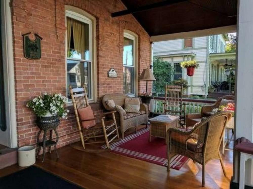 Haverstraw Bricktown Inn מראה חיצוני תמונה
