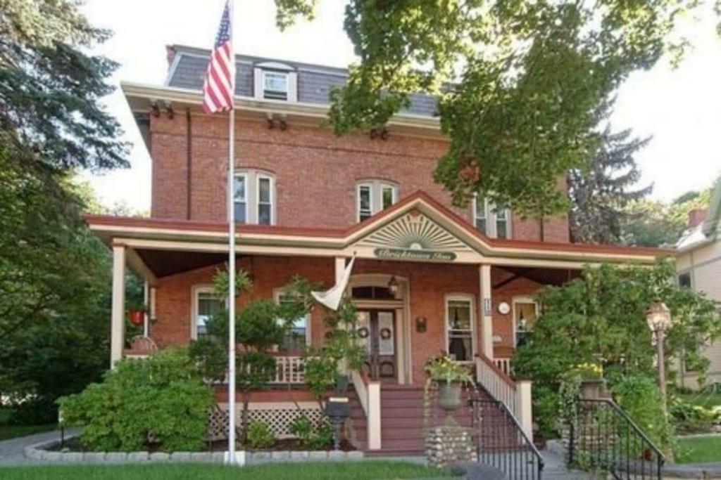 Haverstraw Bricktown Inn מראה חיצוני תמונה