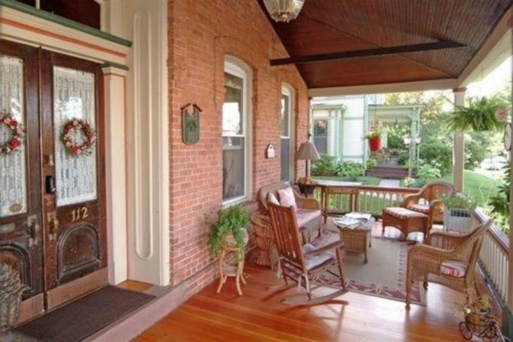 Haverstraw Bricktown Inn מראה חיצוני תמונה